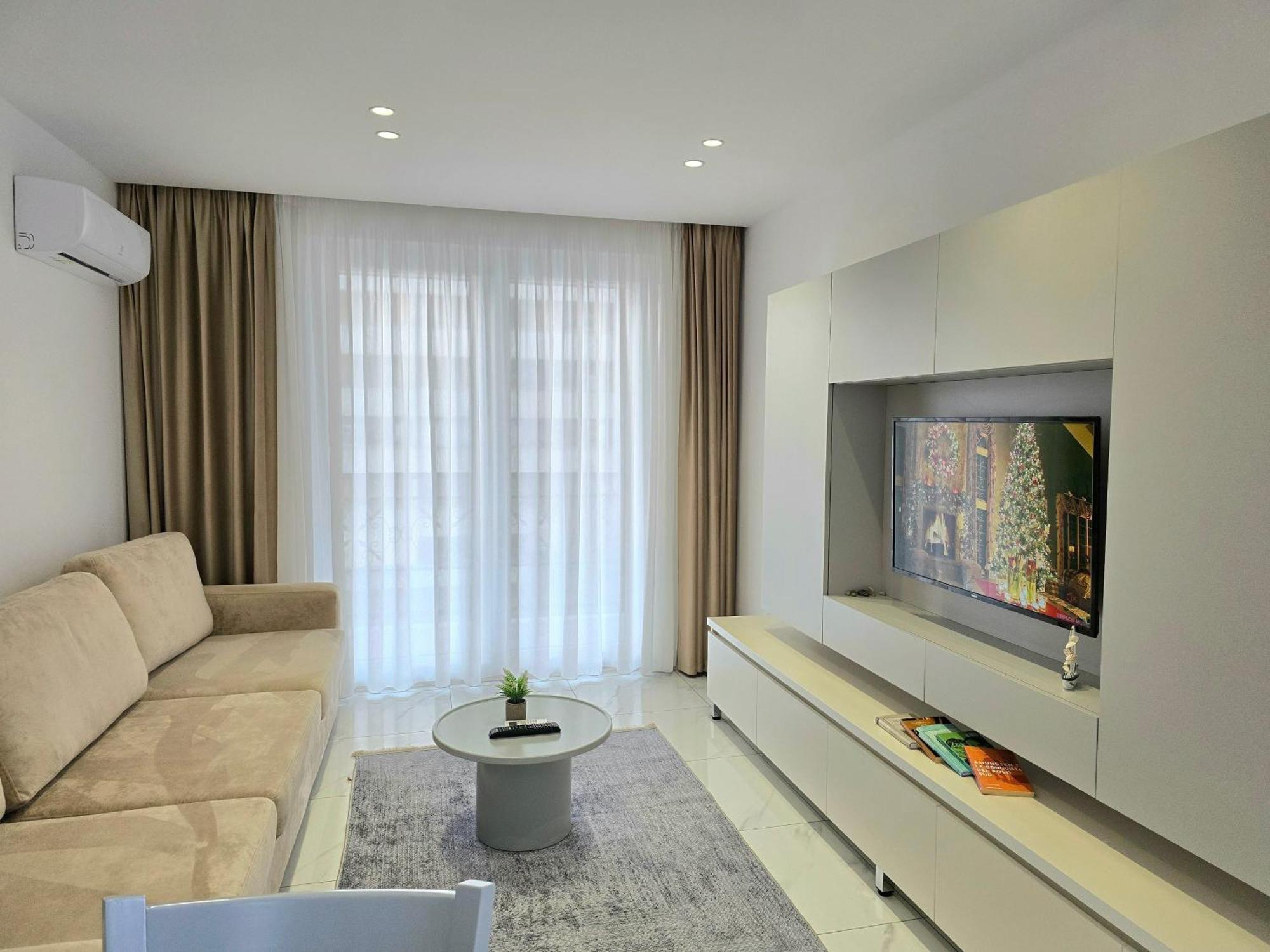 Tirana City Center Penthouse Oasis Bagian luar foto