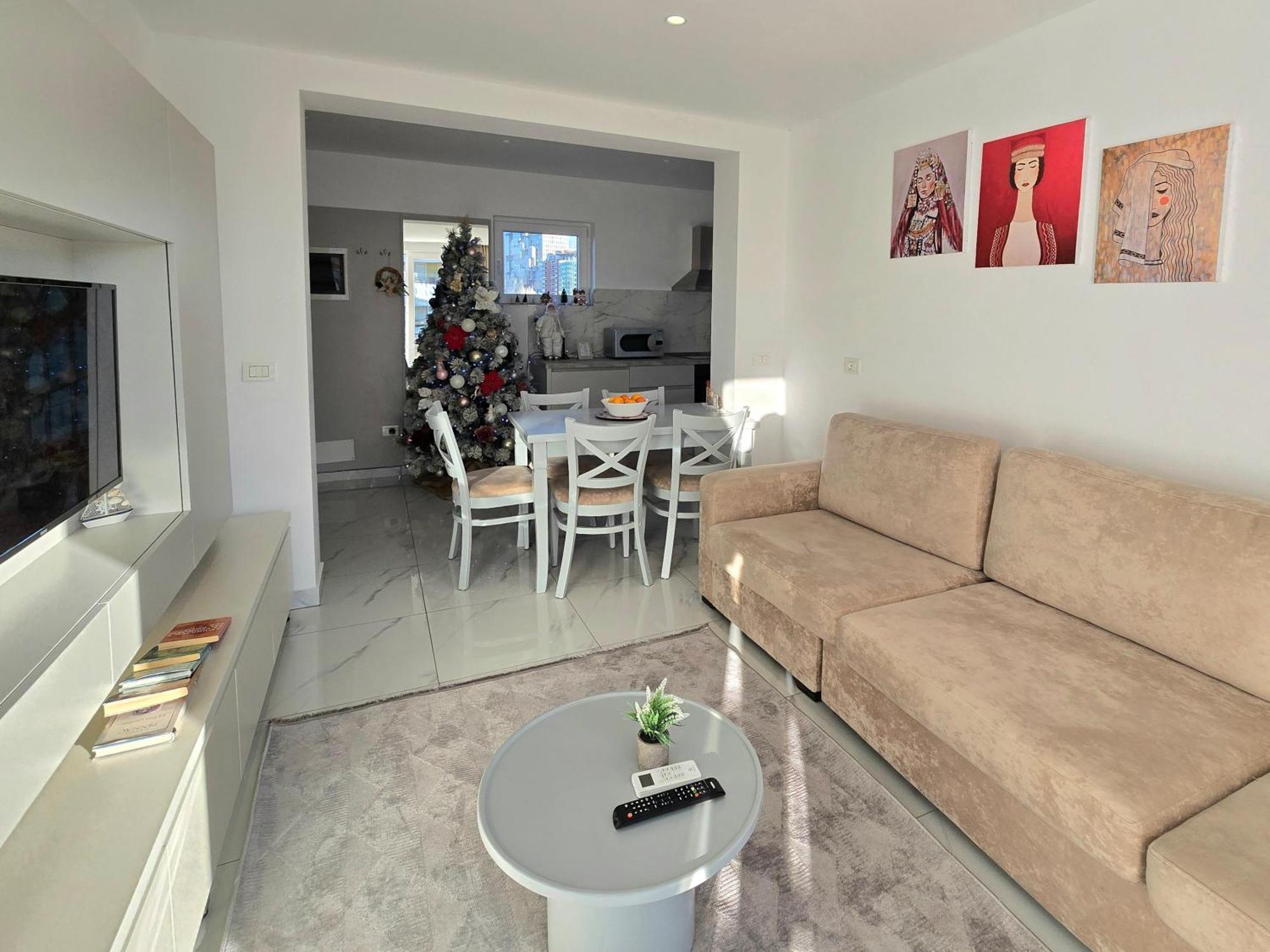 Tirana City Center Penthouse Oasis Bagian luar foto