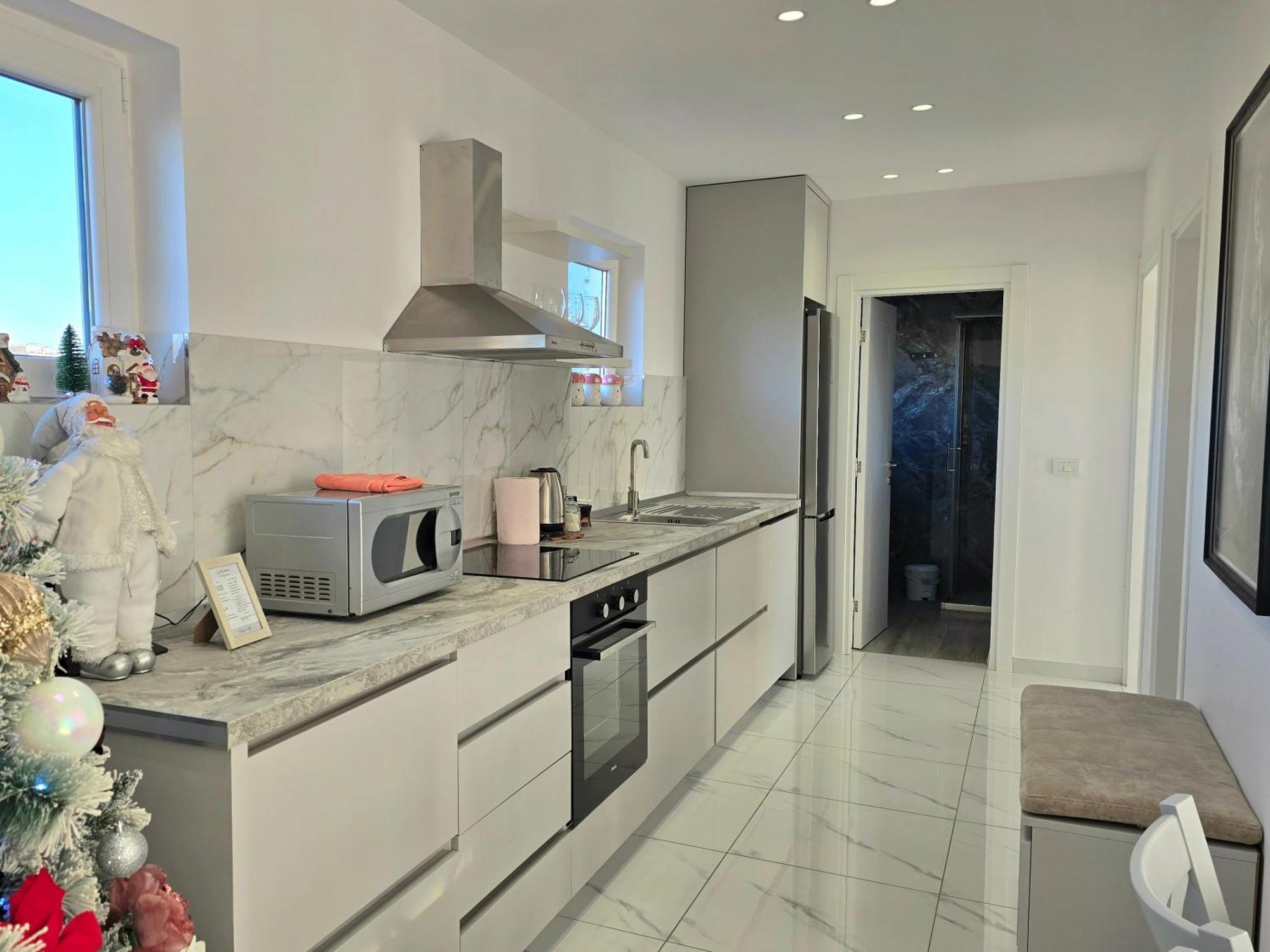 Tirana City Center Penthouse Oasis Bagian luar foto